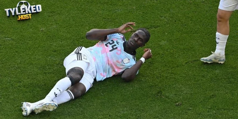Lý do Amadou Onana vắng mặt ở trận đấu quan trọng